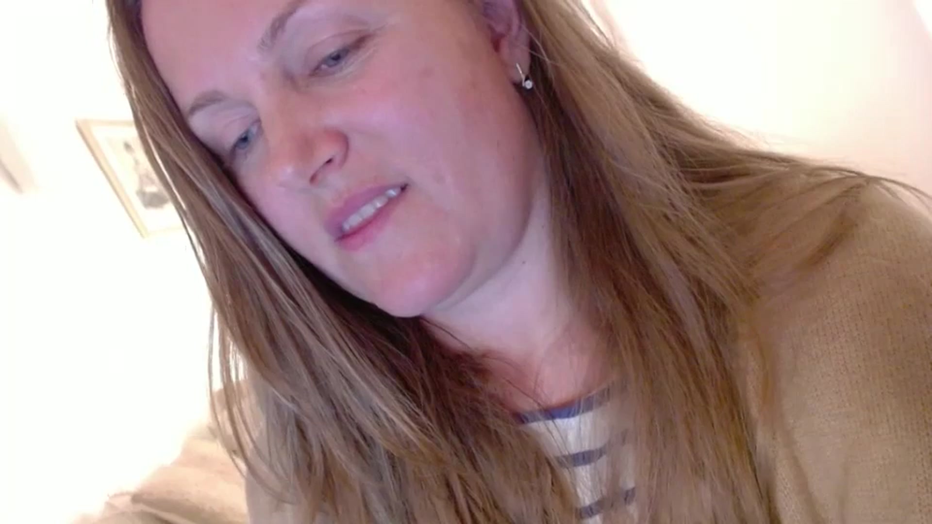 JustLily video thumbnail