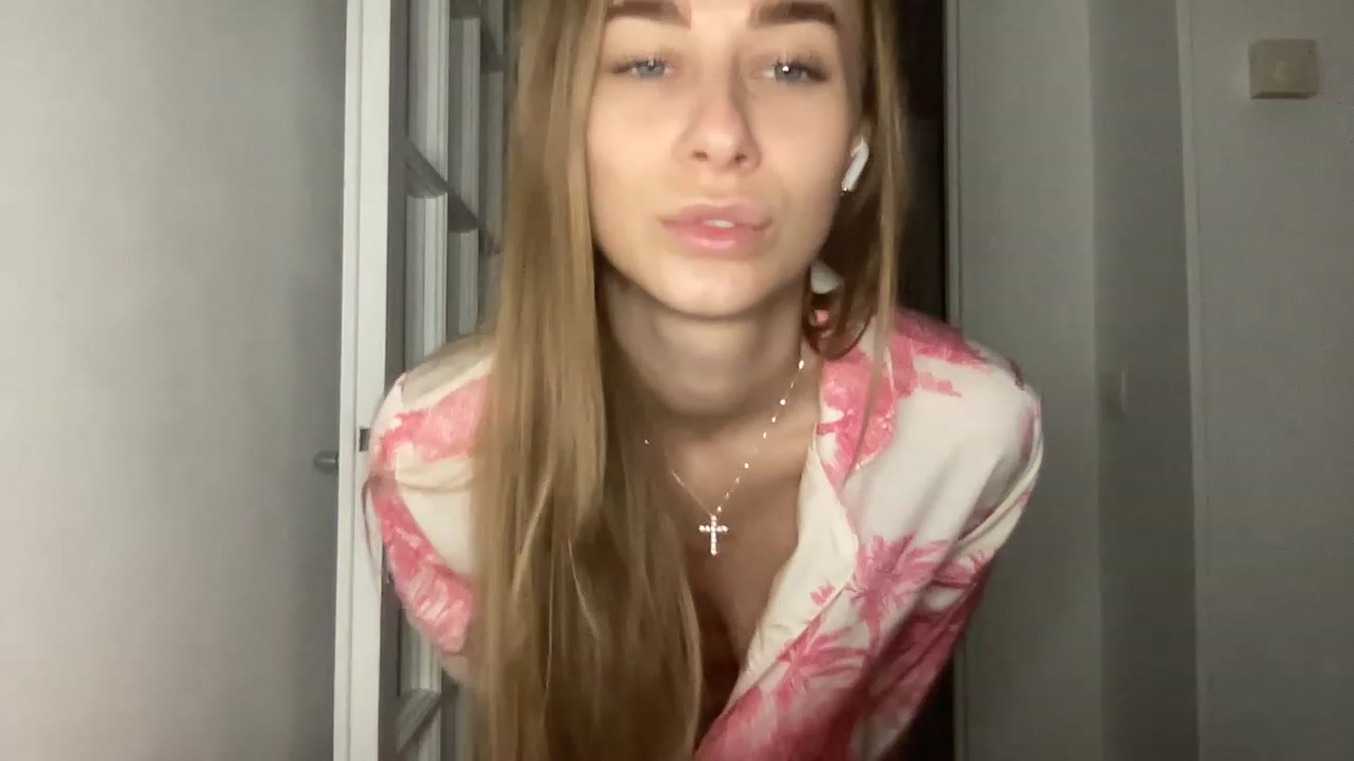 Mia118 video thumbnail