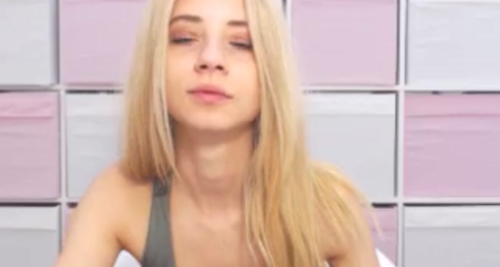 Brunetegirl_ video thumbnail