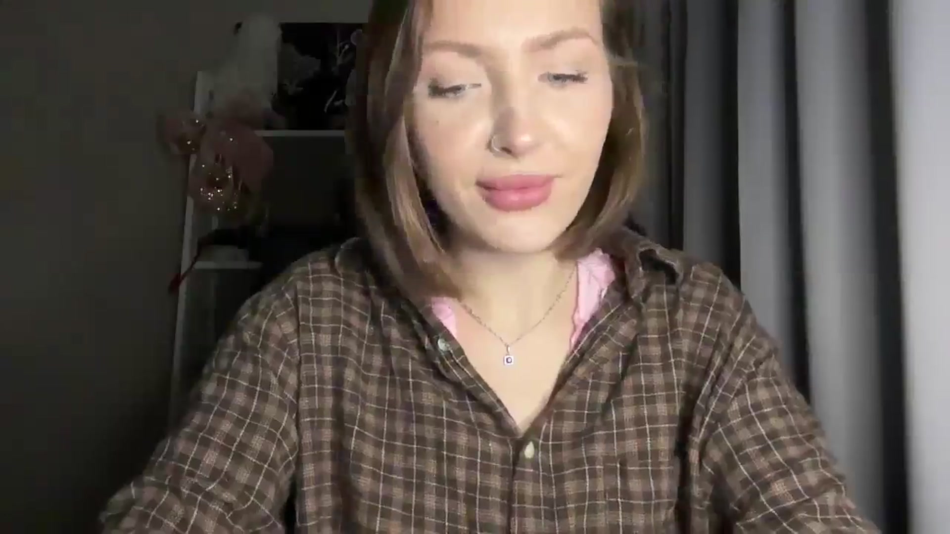 Di_Pearl video thumbnail