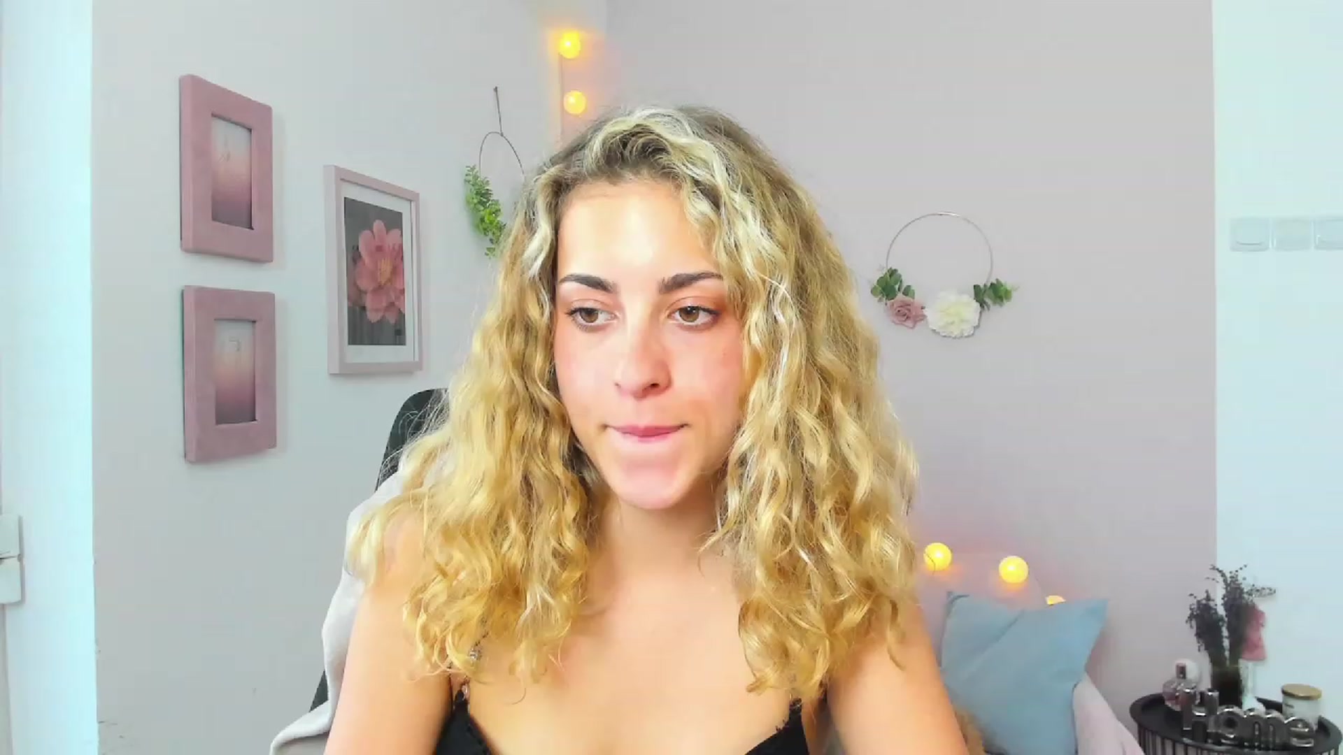 Gia_Lopez18 video thumbnail