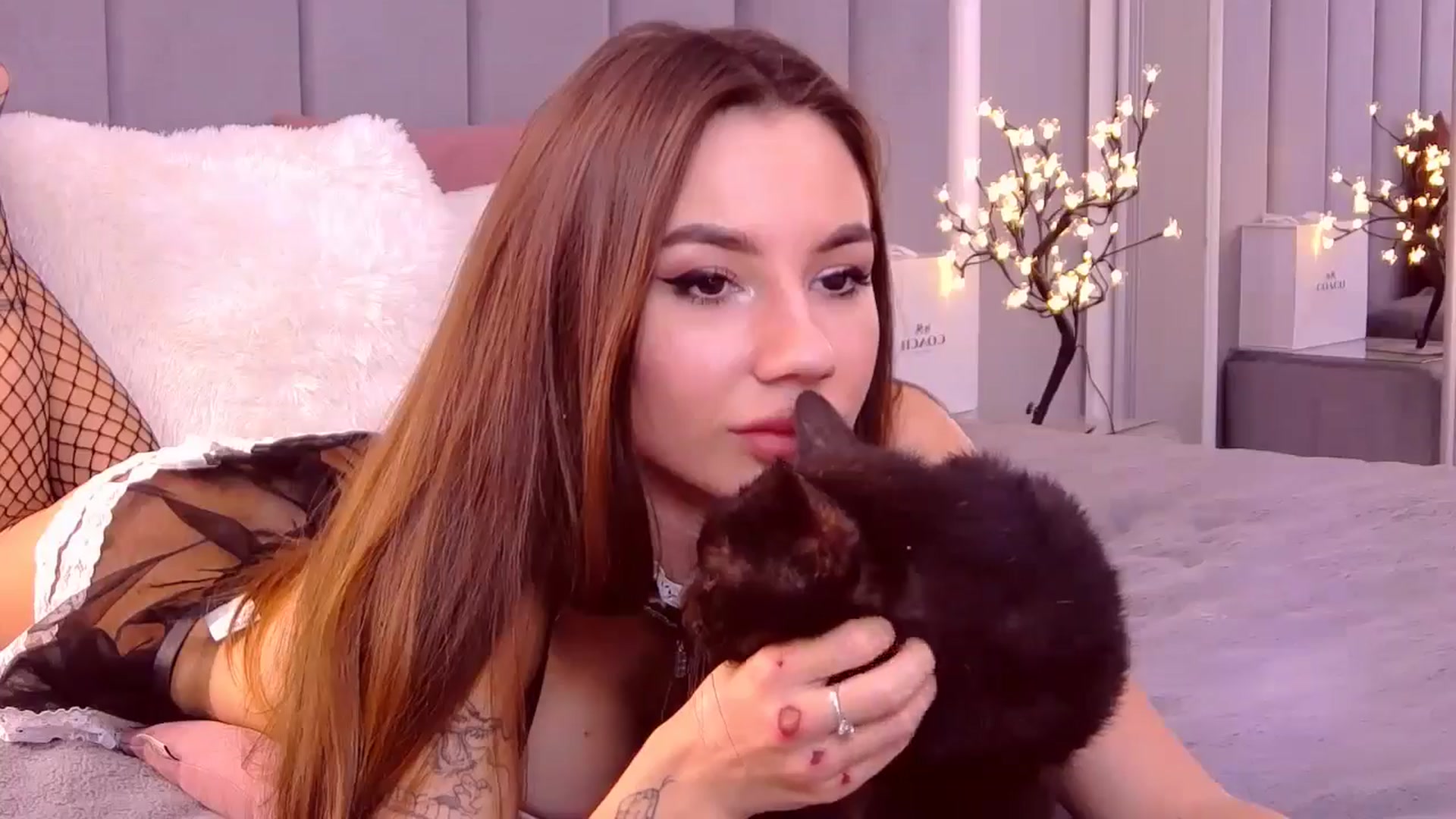 SelenaLo video thumbnail