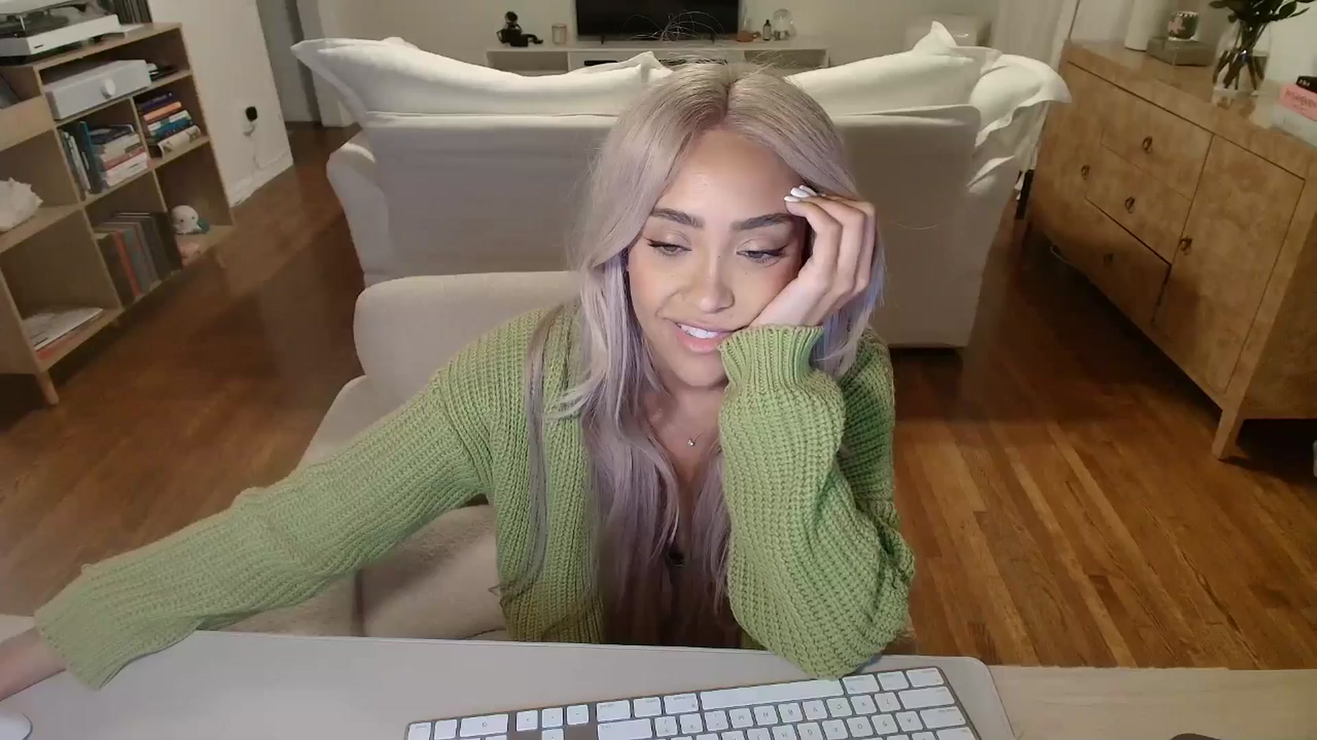 rosiewestttt video thumbnail