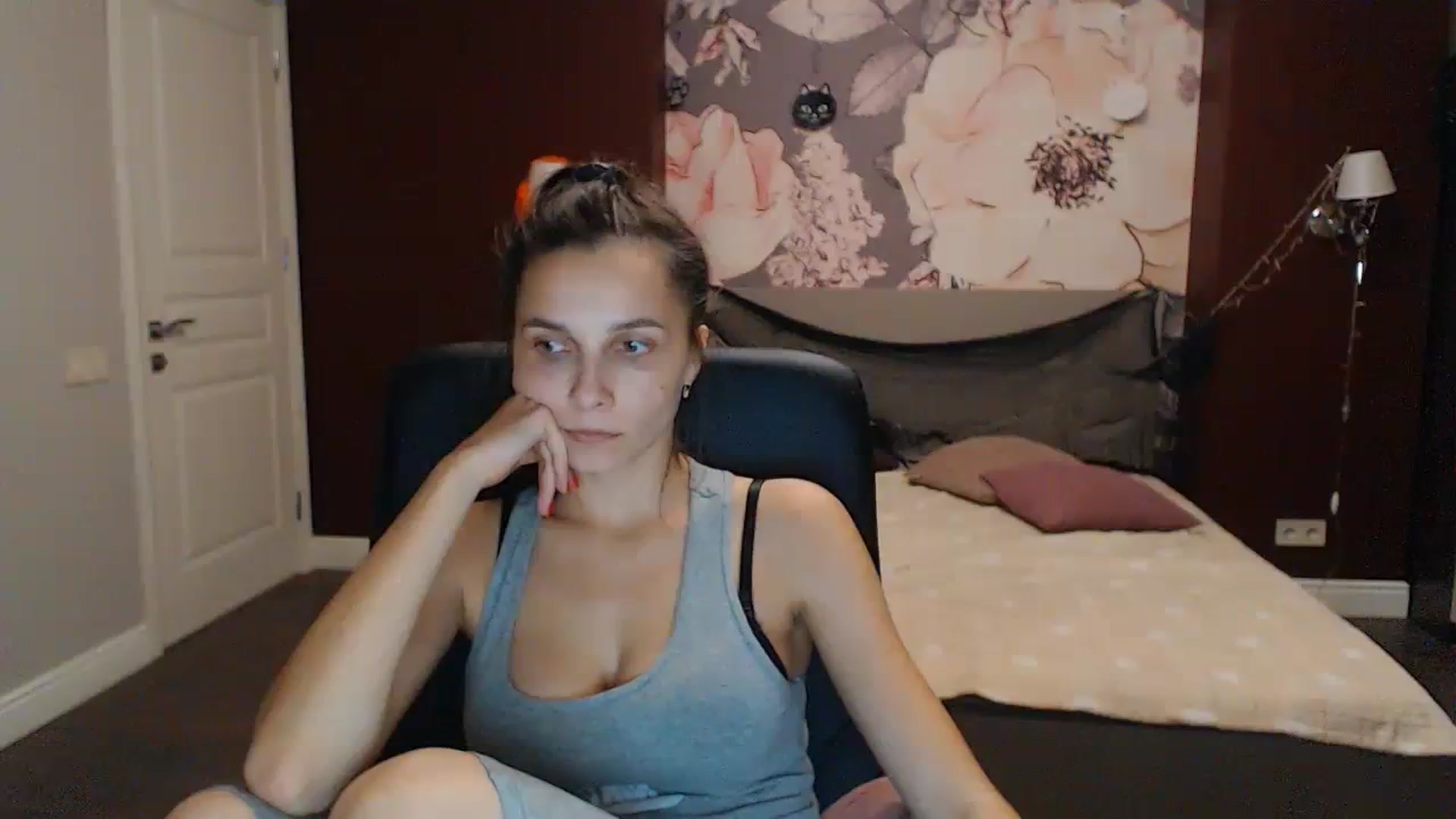 Karina_Mils video thumbnail