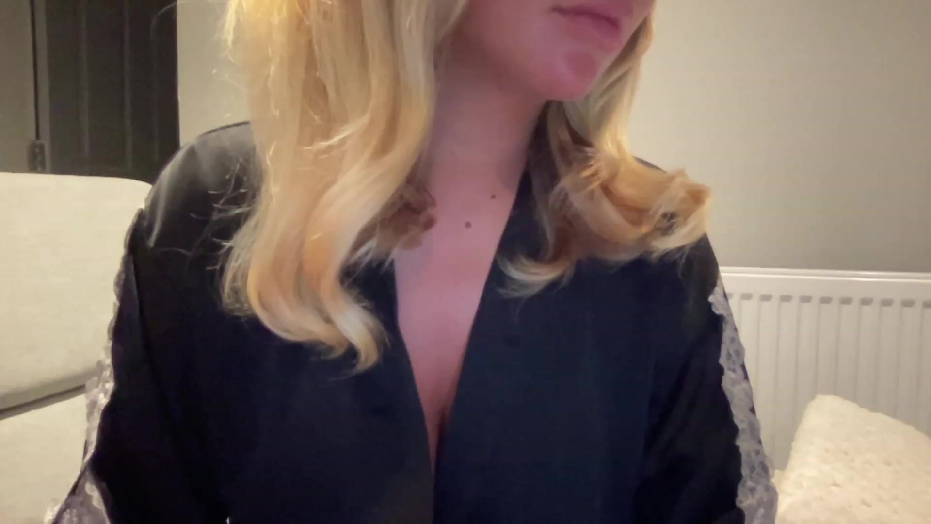 GirlnextdoorM video thumbnail