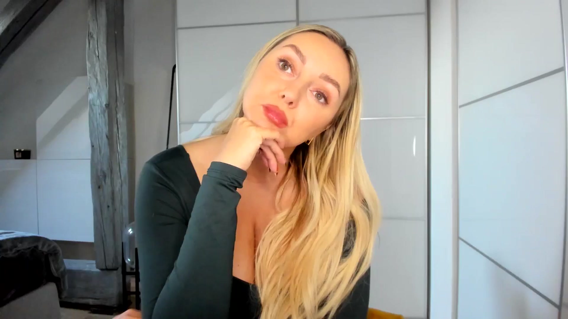 Mi_Ha video thumbnail