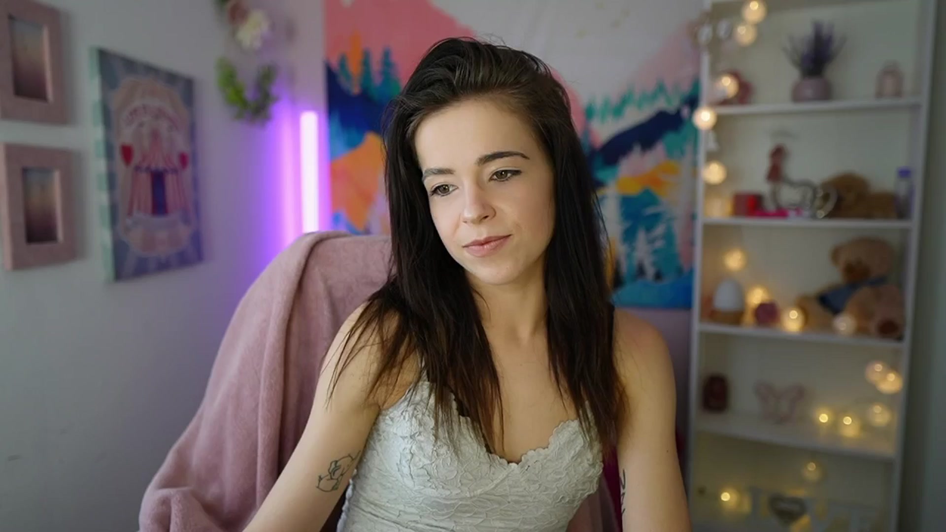 Jasmine_Black video thumbnail
