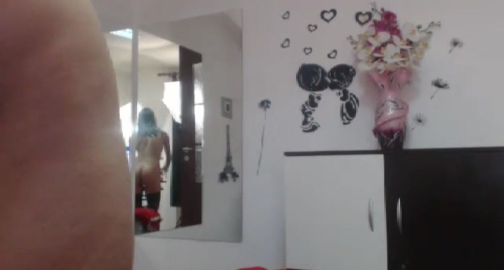 CleoBee video thumbnail