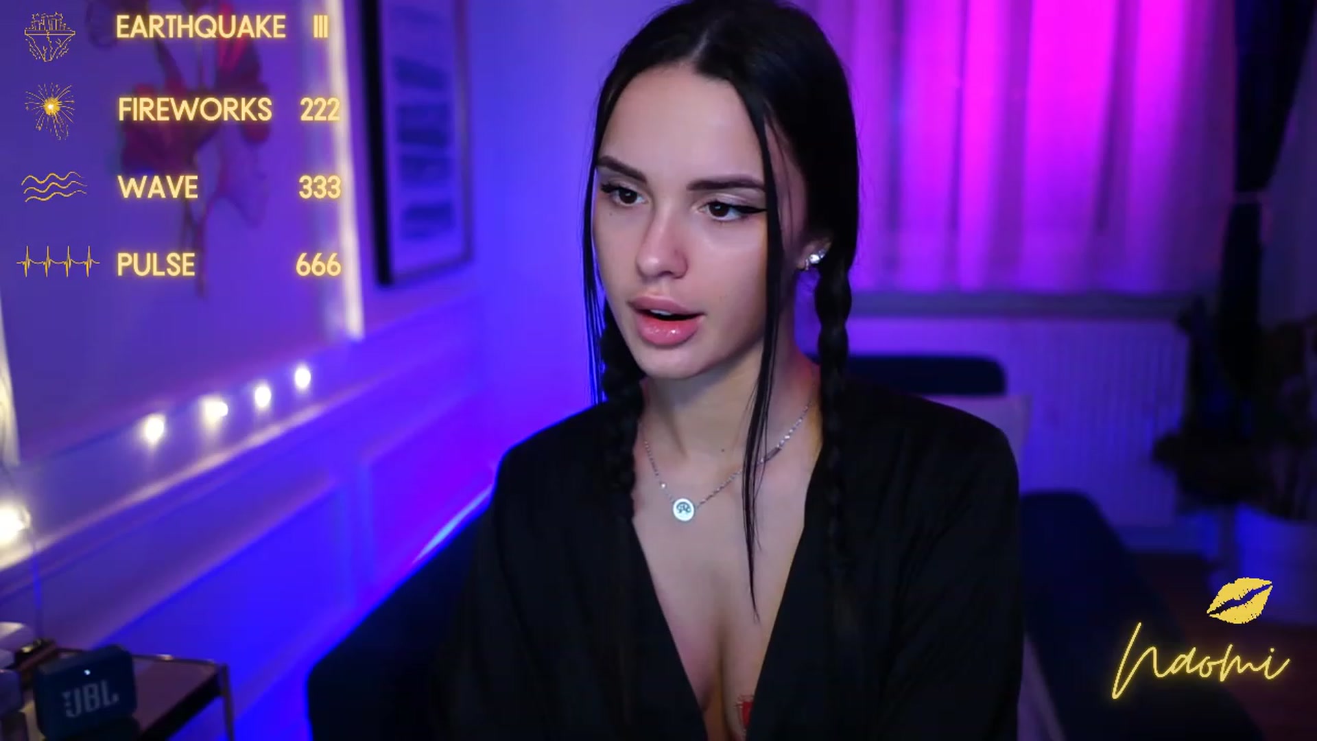 cinnabellee video thumbnail