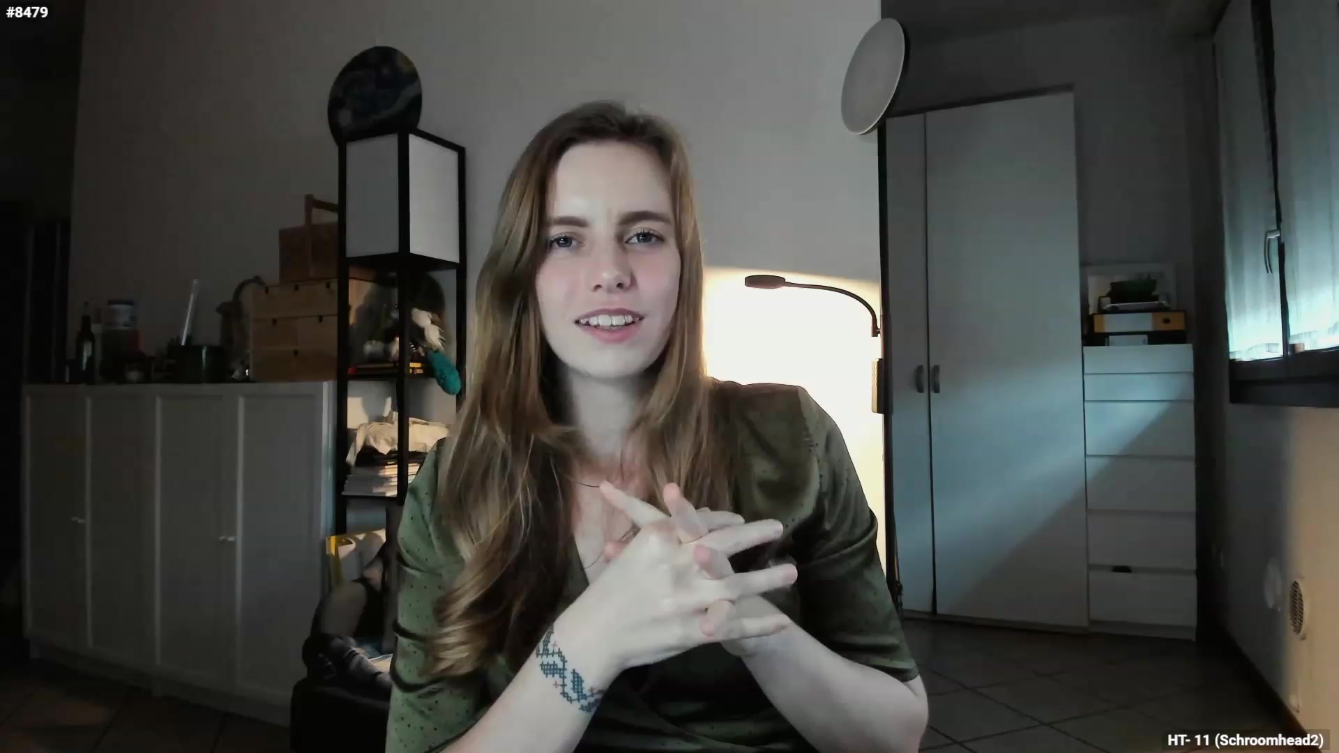 Personage video thumbnail