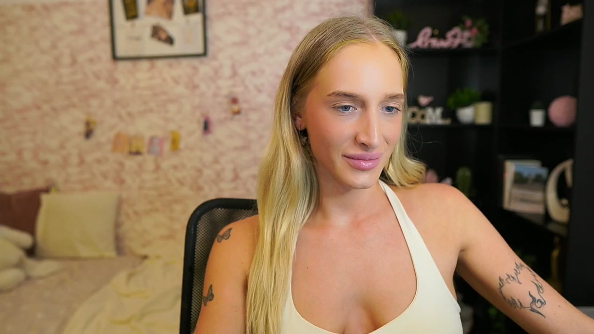 NicoletteShea video thumbnail