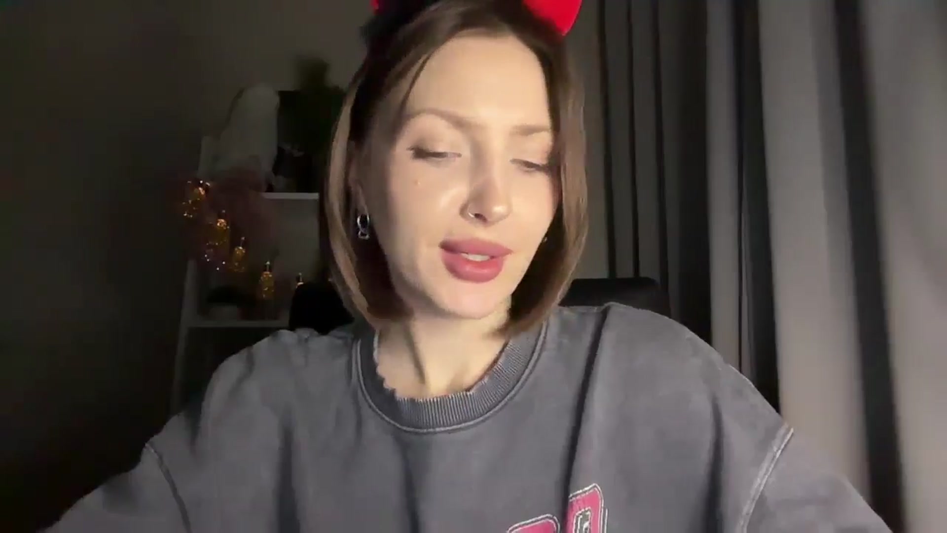 Di_Pearl video thumbnail