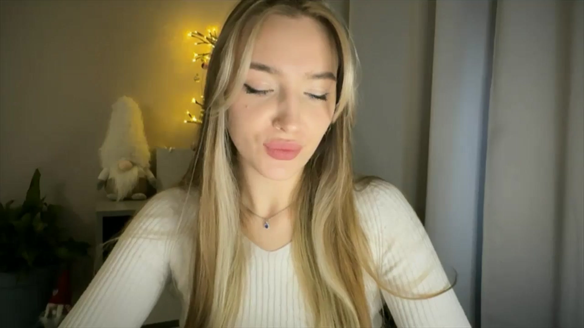 My_Diana video thumbnail