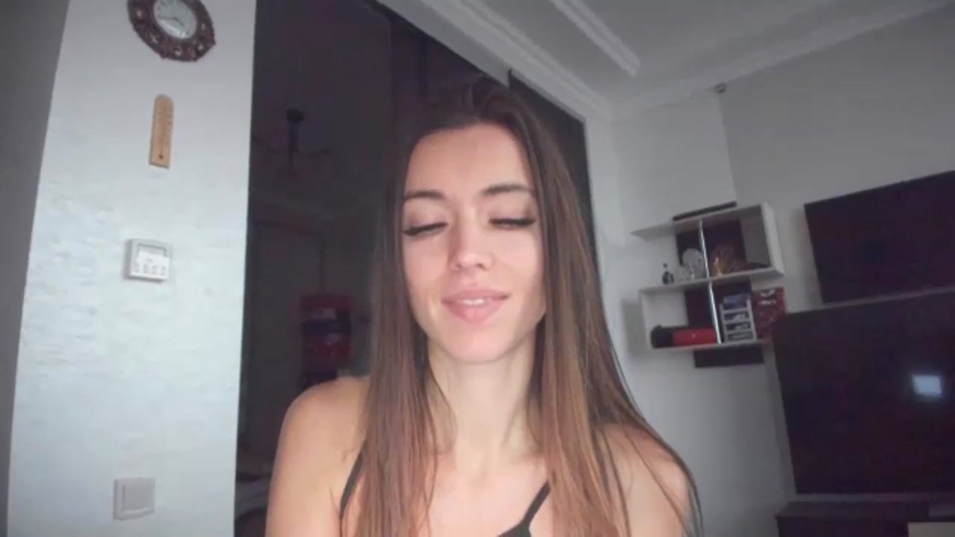 Onekiss1 video thumbnail