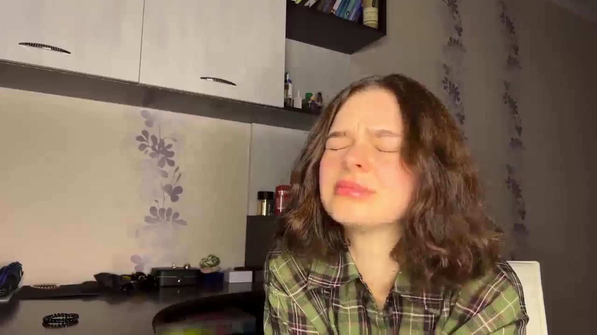 HeyAlisa video thumbnail