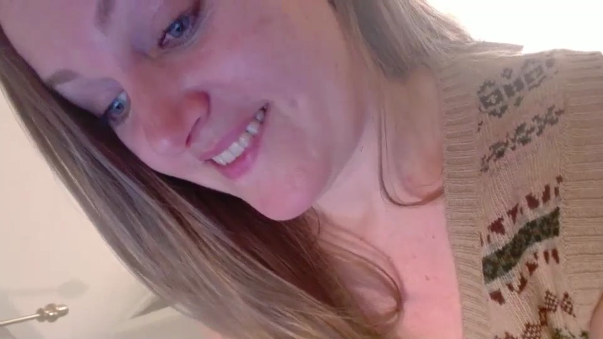 JustLily video thumbnail