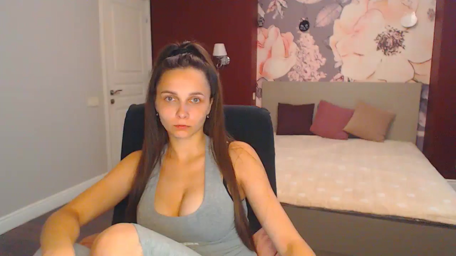 Karina_Mils video thumbnail