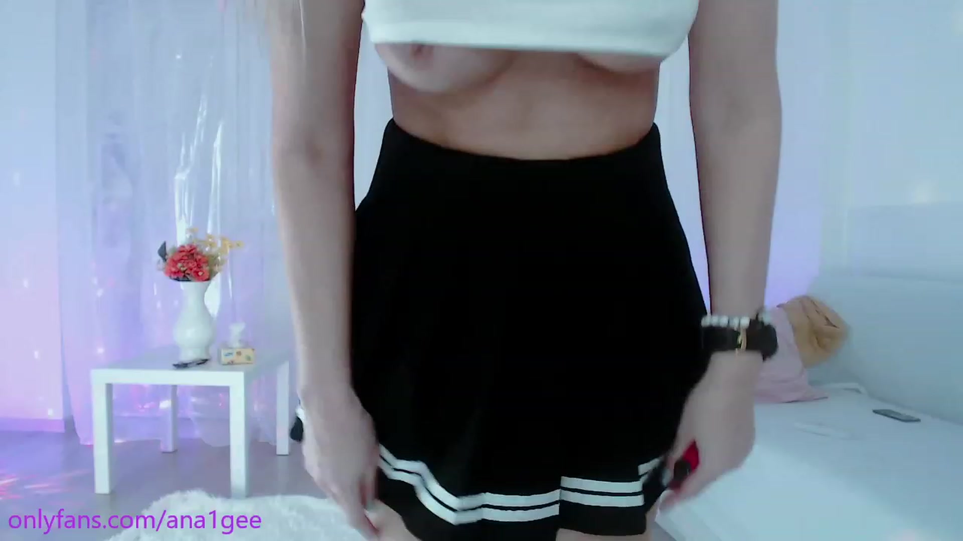 AnaGee video thumbnail