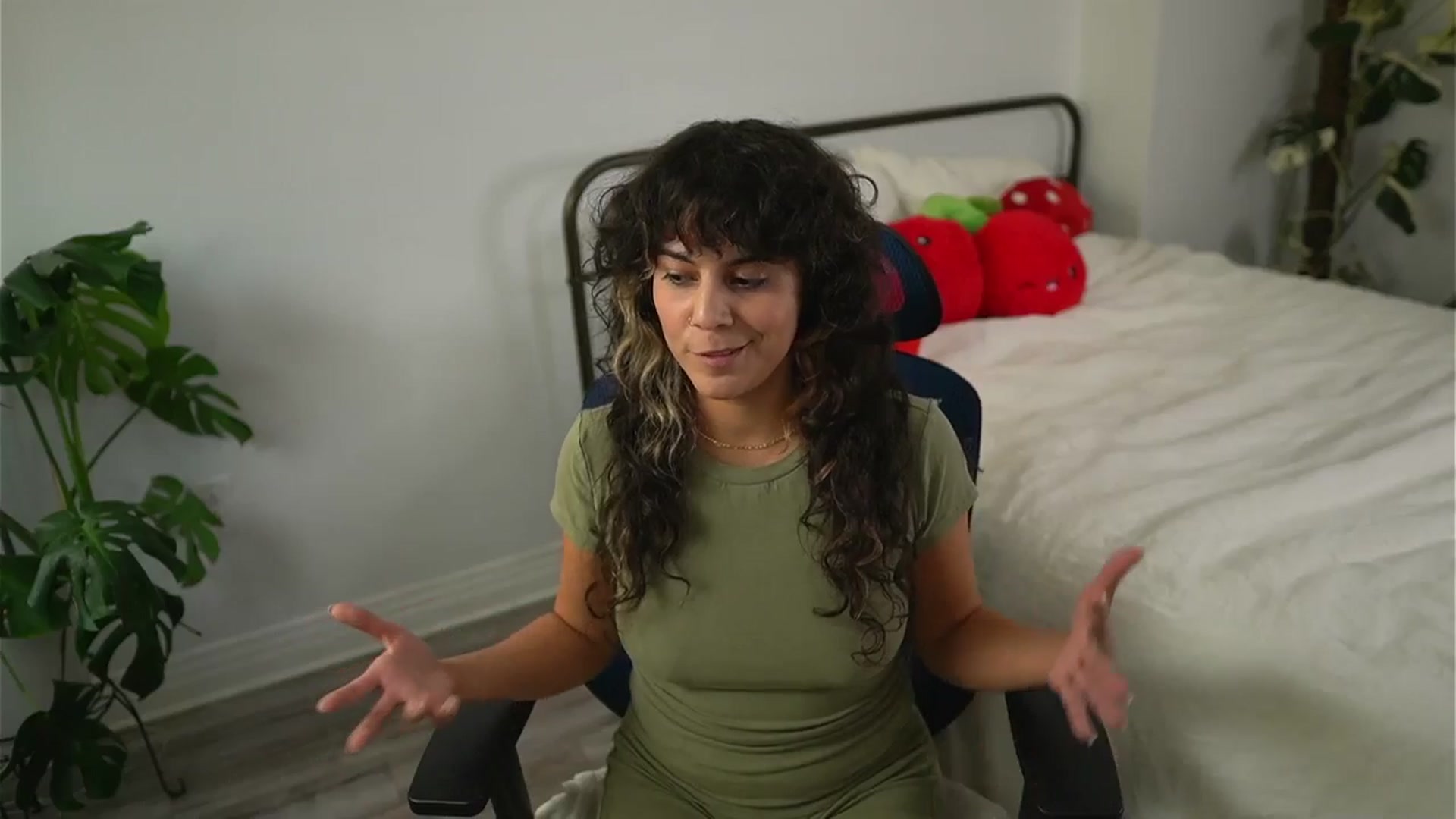 e_laine video thumbnail