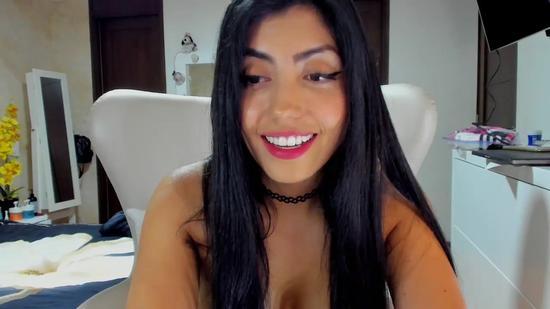 leyla_blue video thumbnail