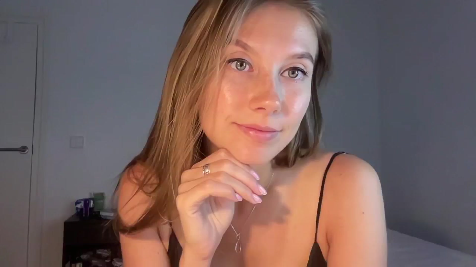 JasSurfGirl video thumbnail
