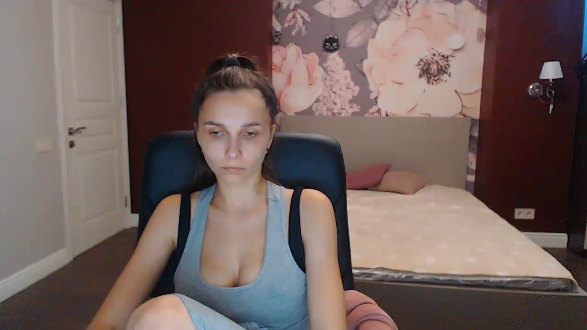 Karina_Mils video thumbnail
