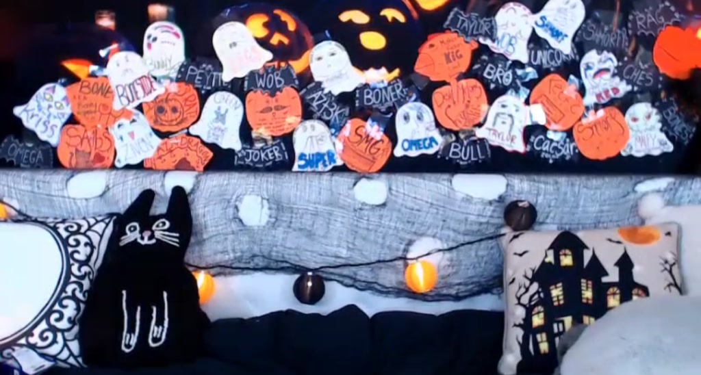CantT0uchThis video thumbnail