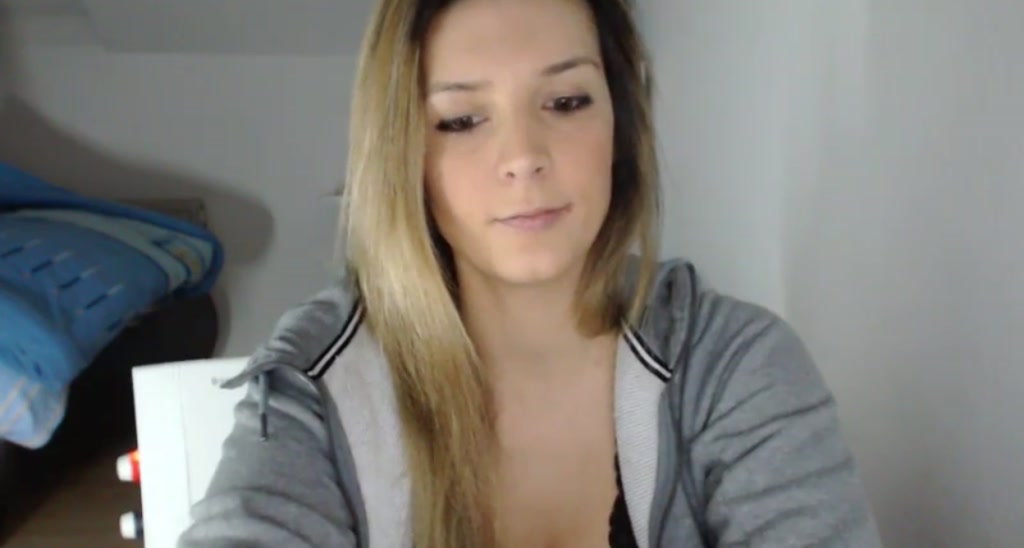 Alessndra video thumbnail