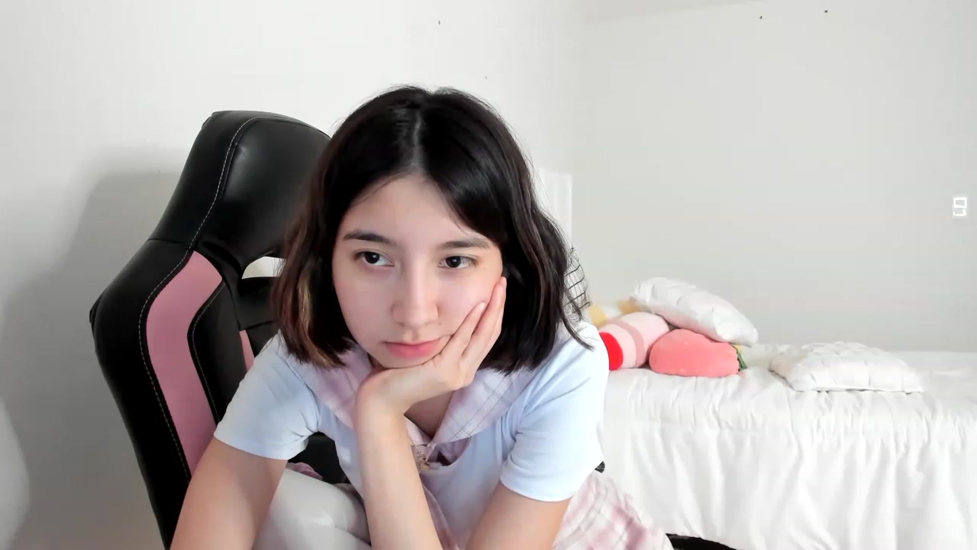 Cherrycute666 video thumbnail
