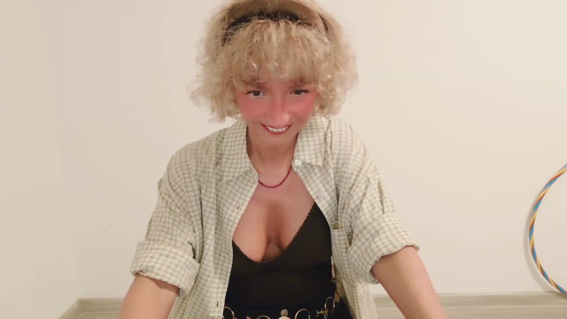 Perlaa video thumbnail