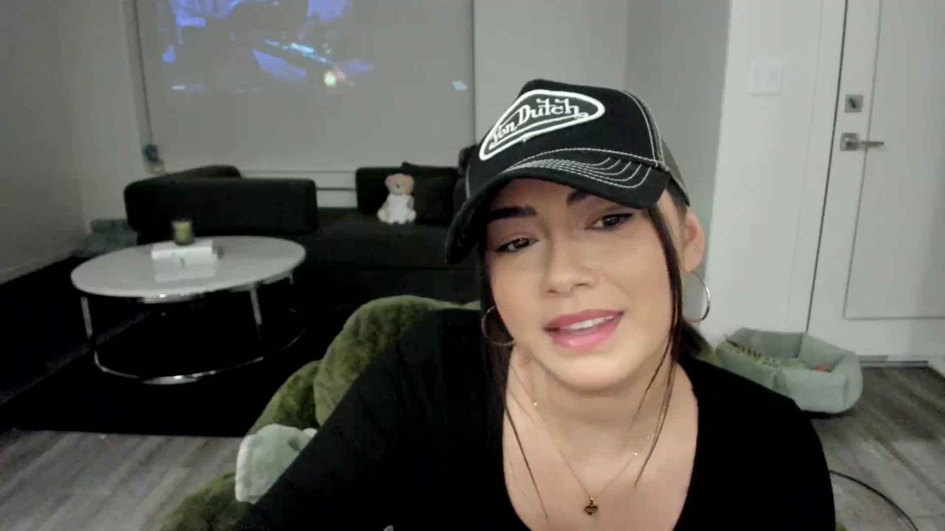 YourGoddessLu video thumbnail
