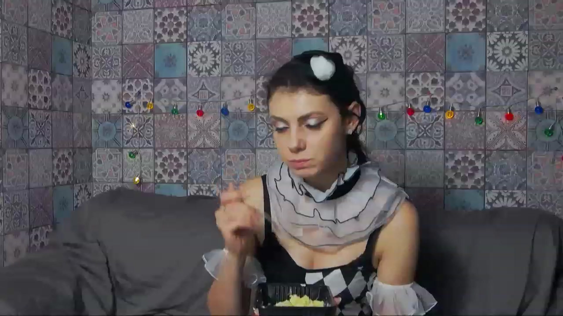 MissAracely video thumbnail