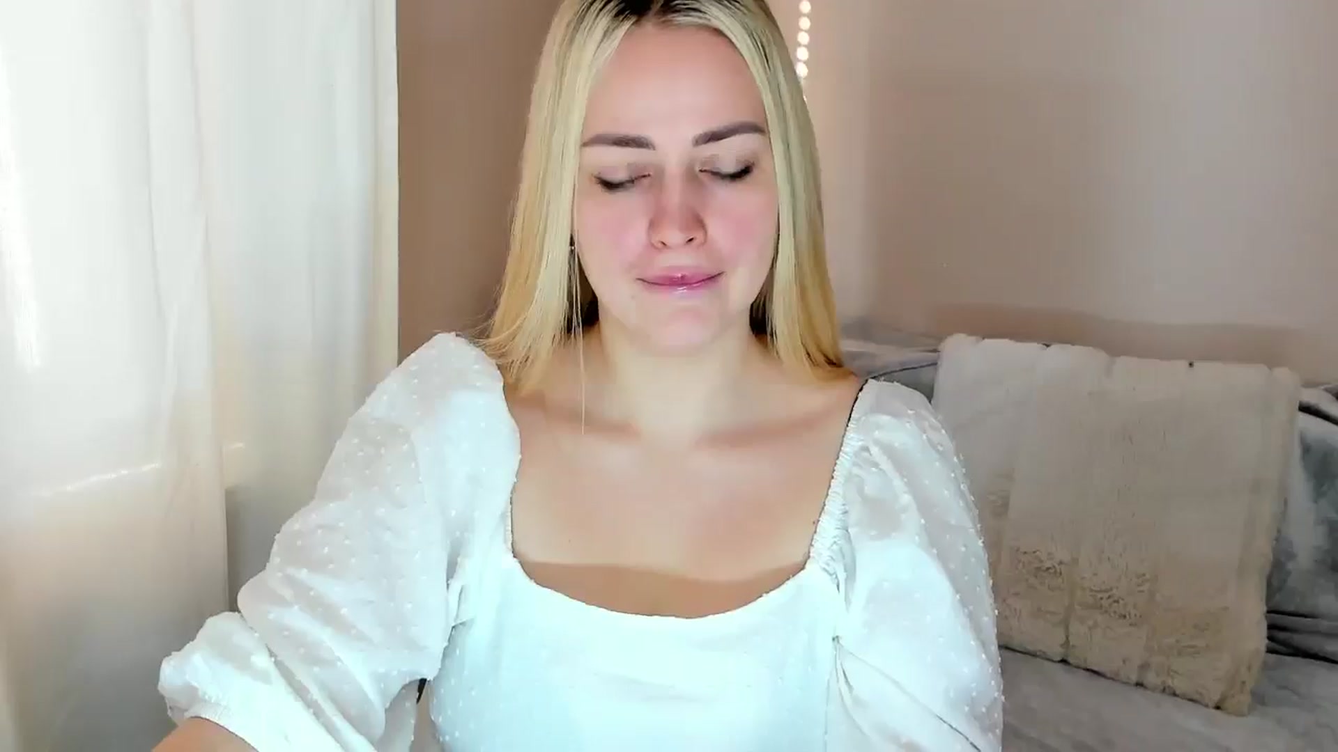 Katy__Berry video thumbnail