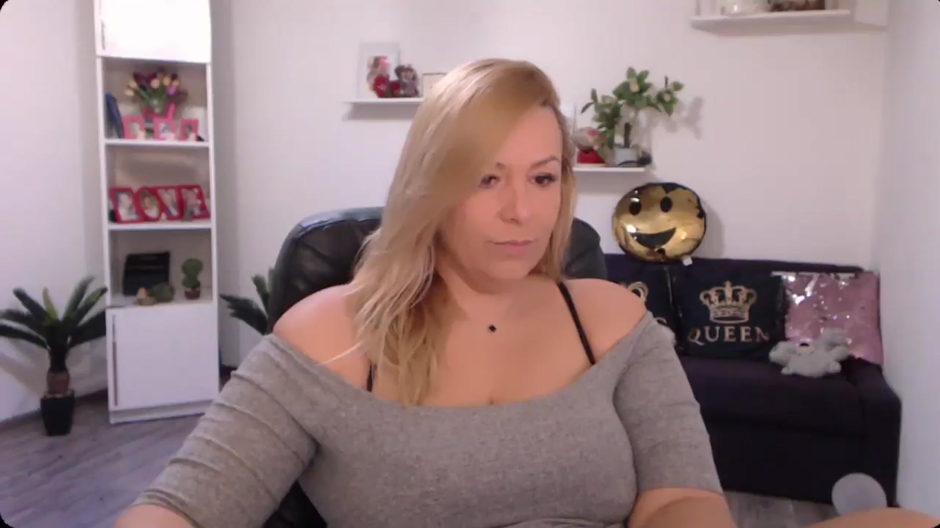 A_baby_Boo video thumbnail
