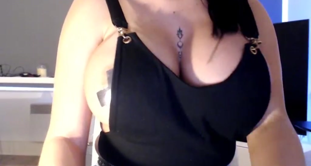 AliciaDior69 video thumbnail