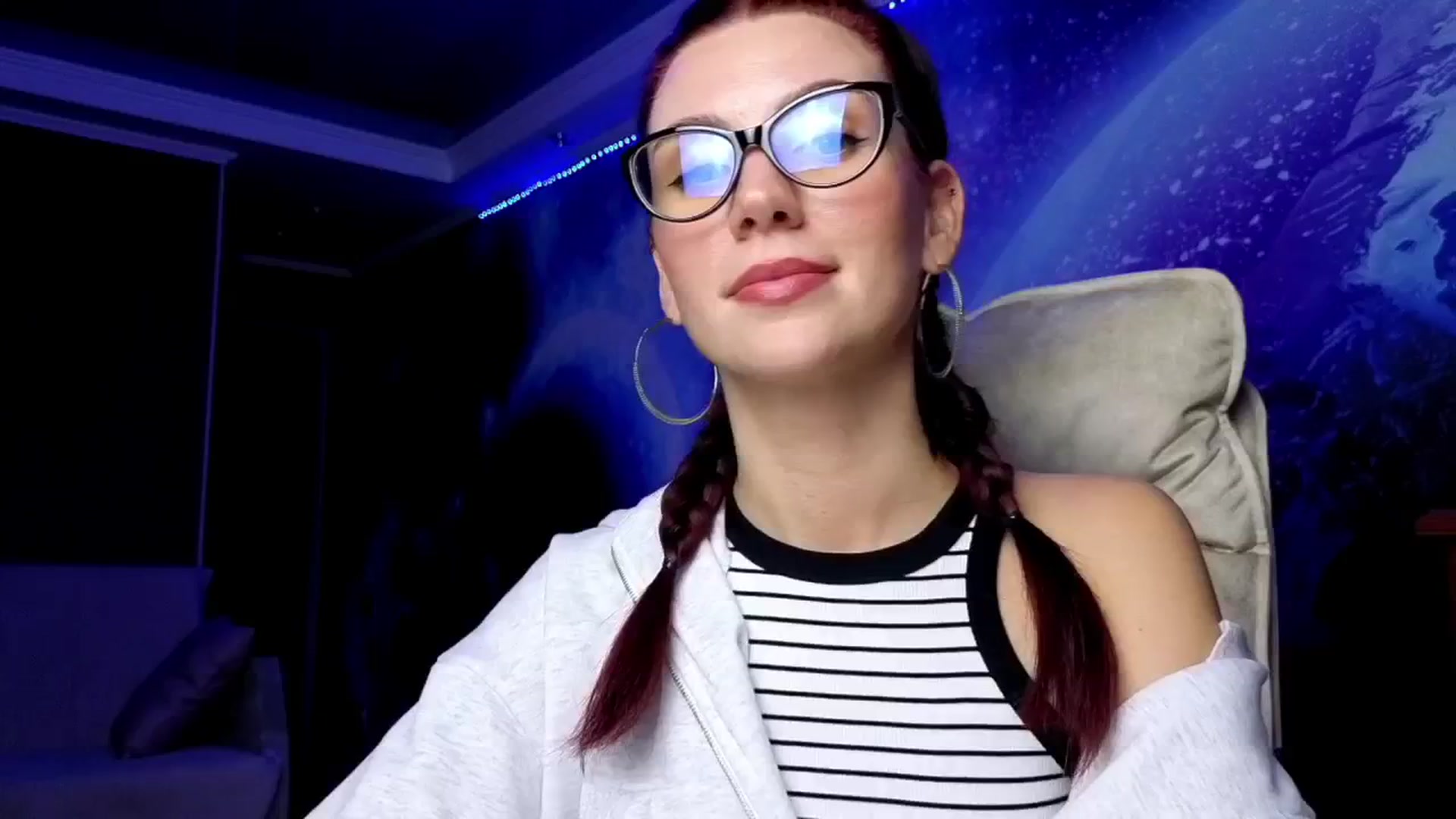 MiaLuxe video thumbnail