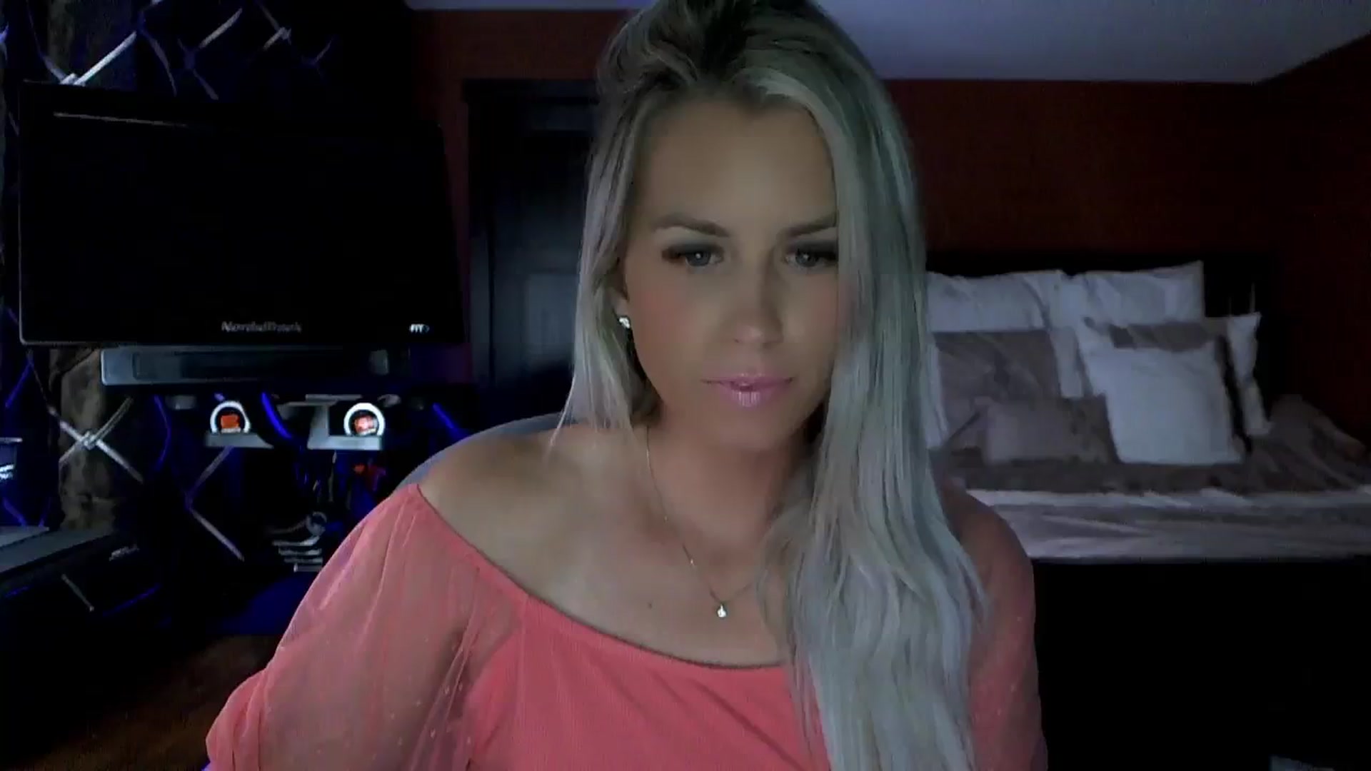 Cora9 video thumbnail