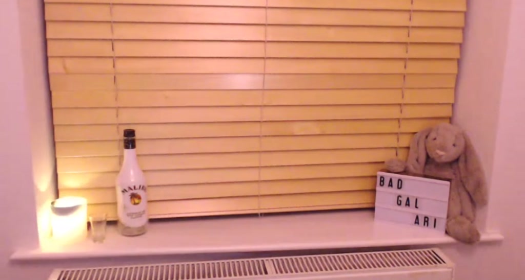 BadGalAri video thumbnail
