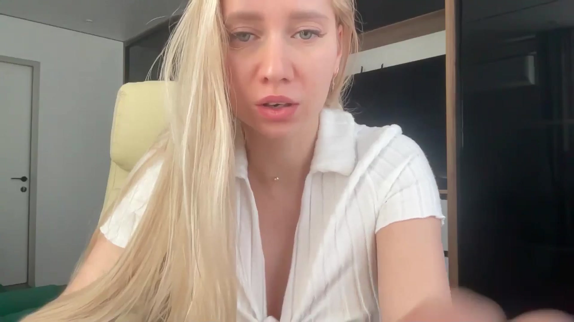 Miss_Sylvia video thumbnail
