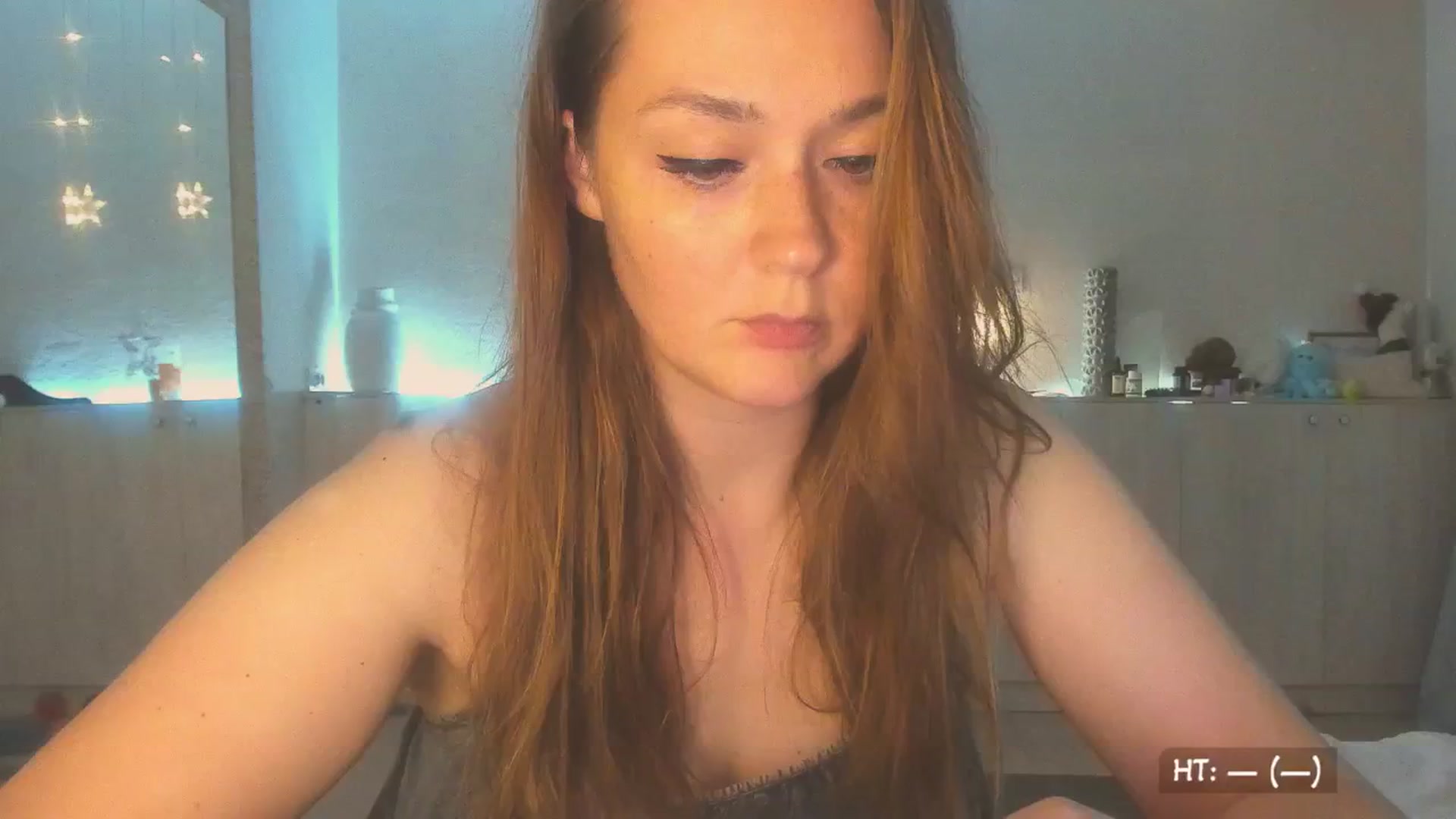 KissMyEyess video thumbnail