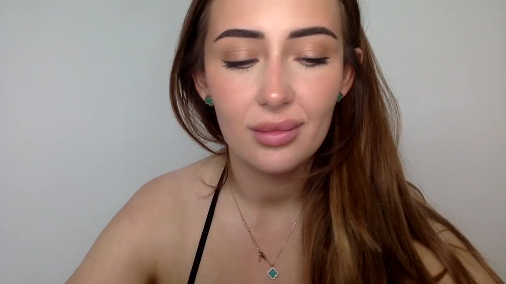 misshazel1 video thumbnail