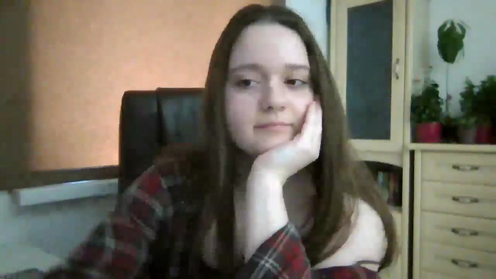 KiraDelys video thumbnail