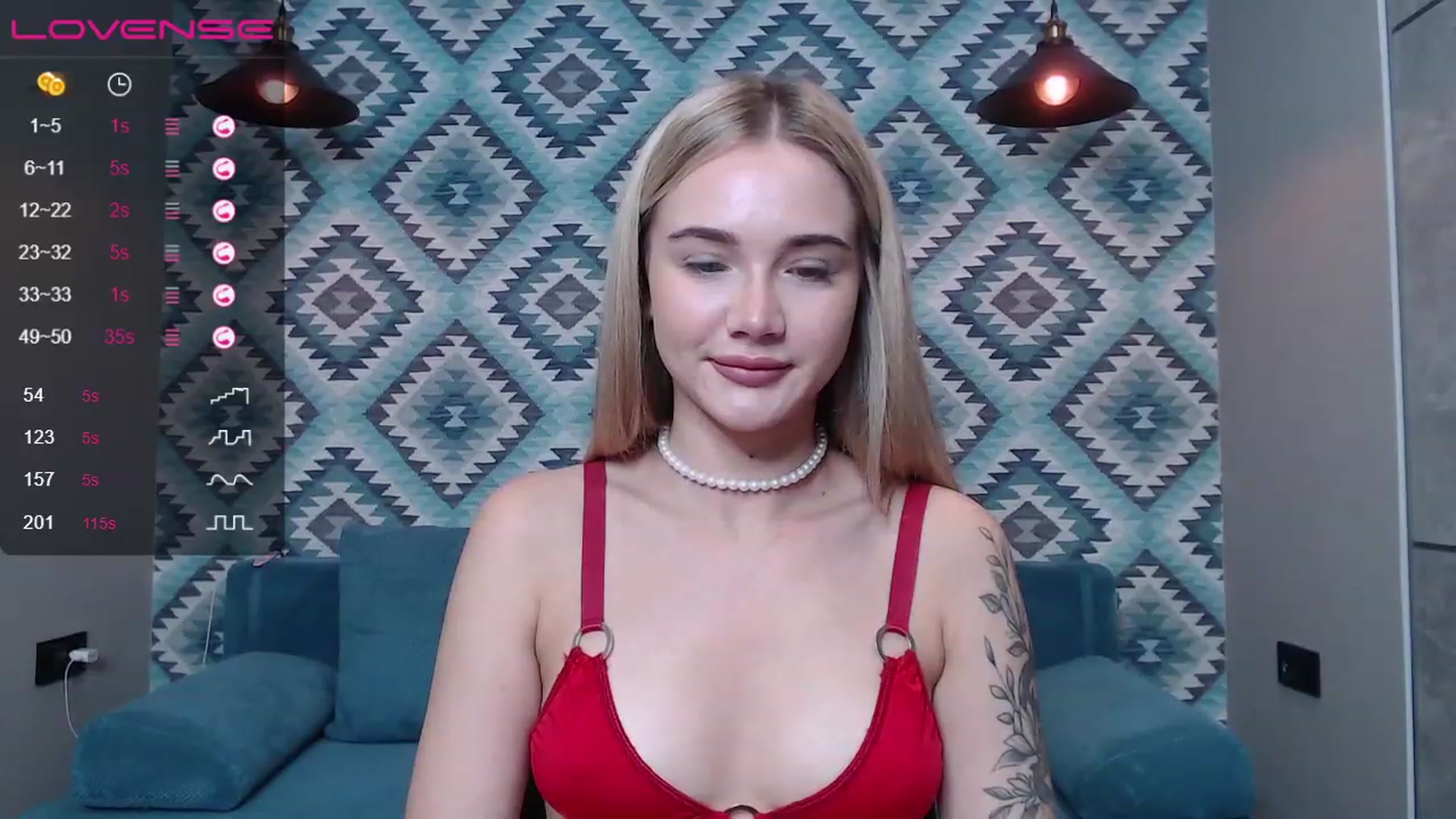HolyMeow video thumbnail