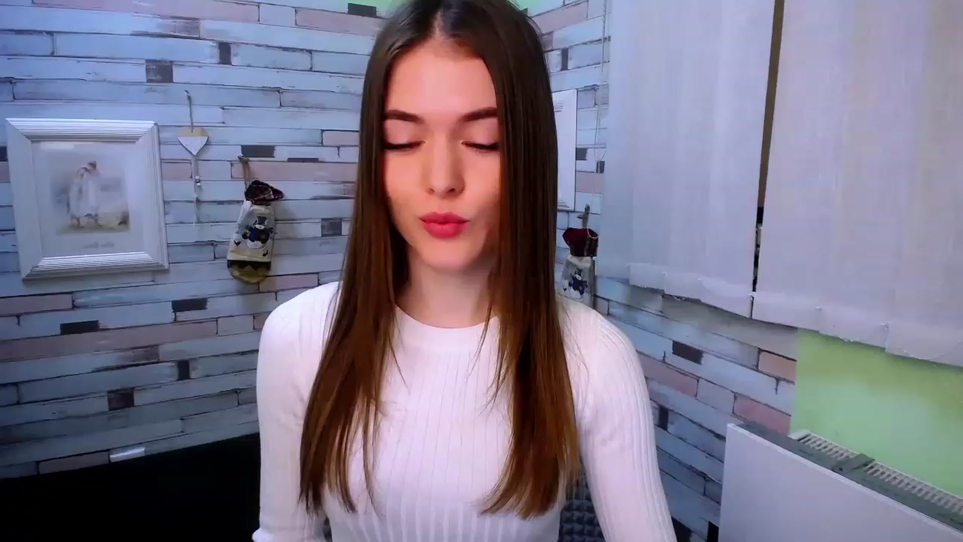 Mili_Sky_ video thumbnail