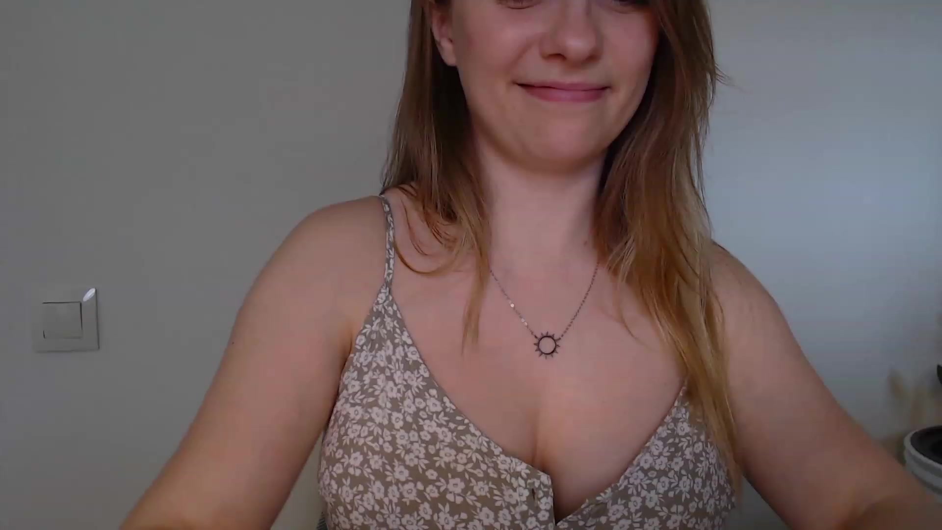QueenOfTease_ video thumbnail