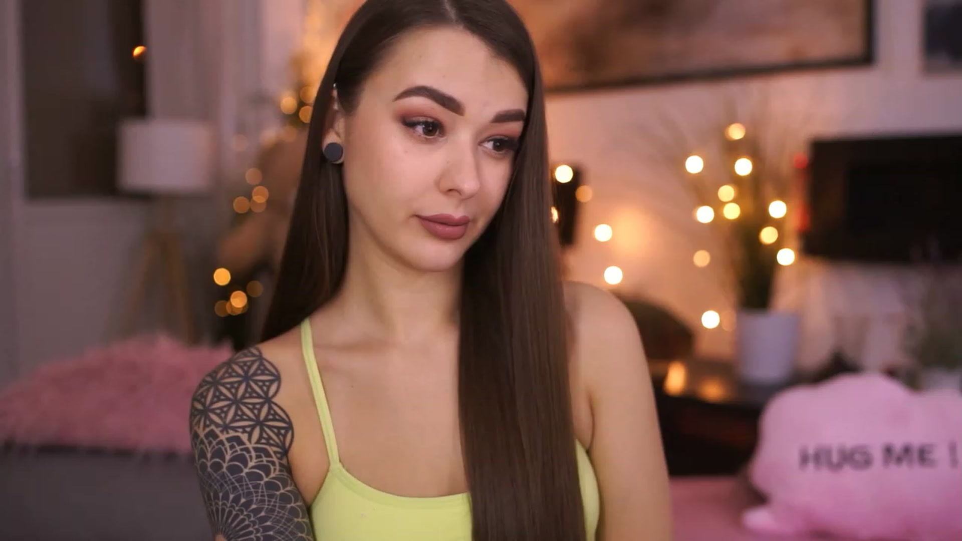 Jul_la_la video thumbnail