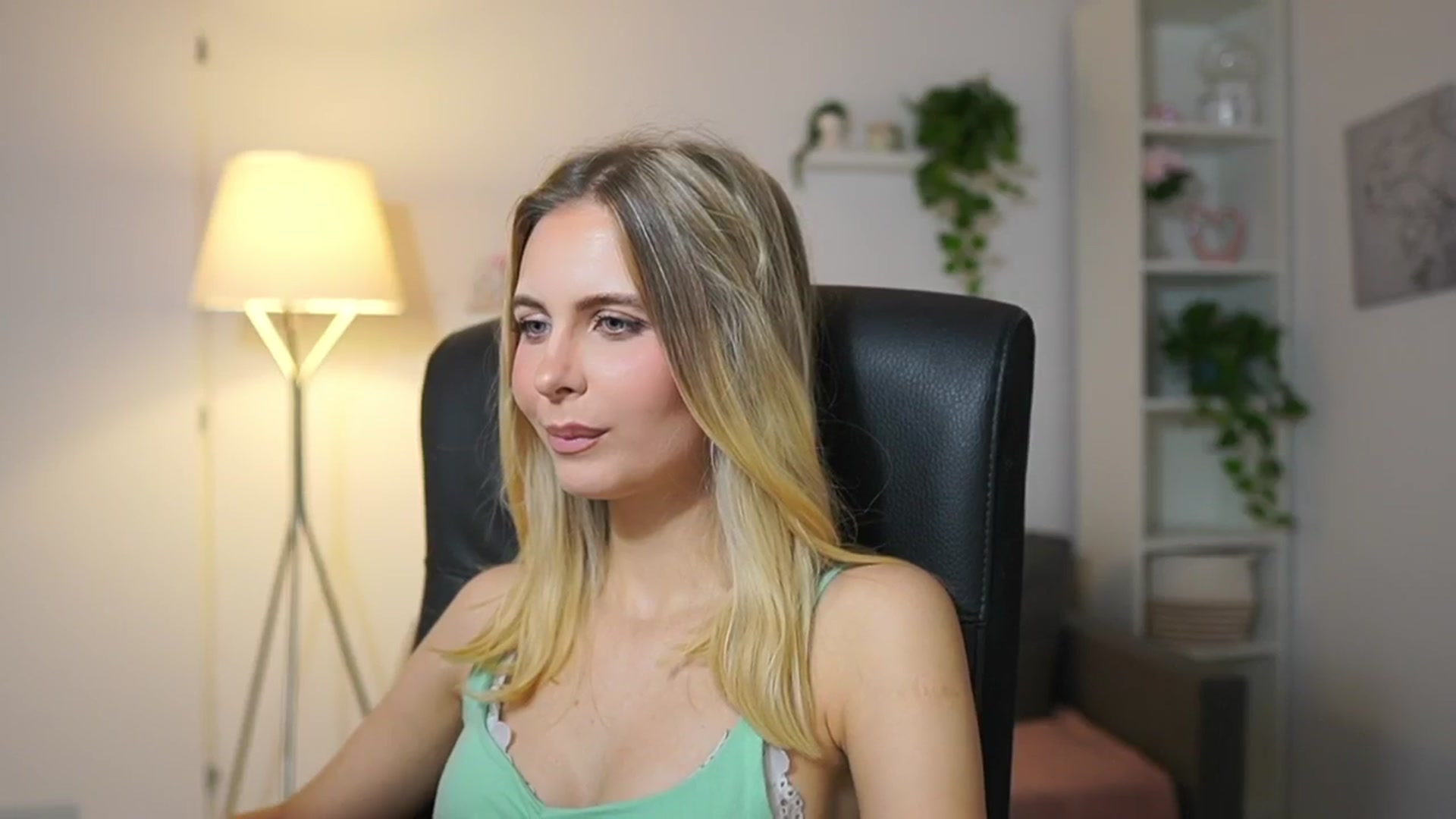 Catecrago_ video thumbnail