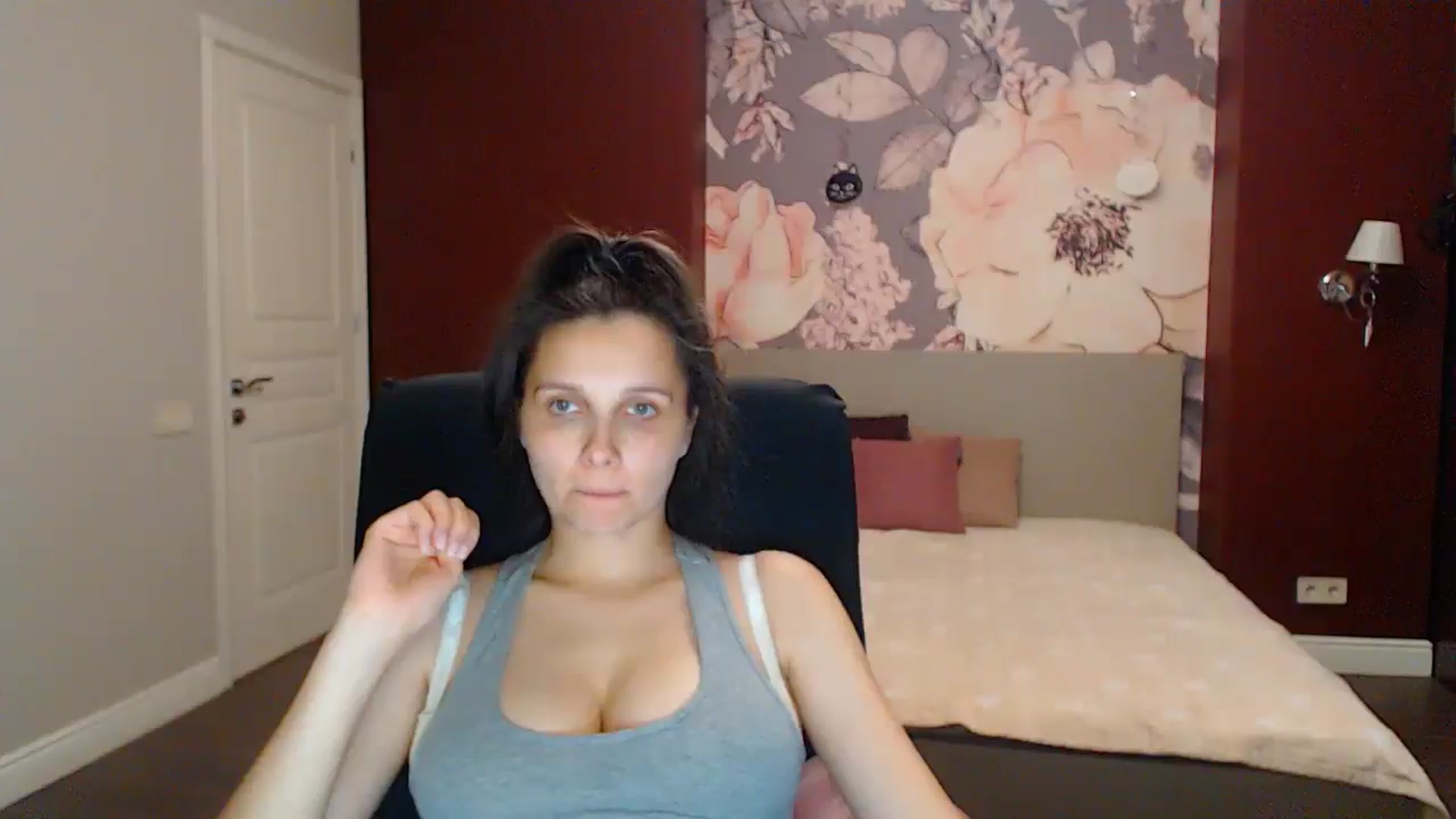 Karina_Mils video thumbnail