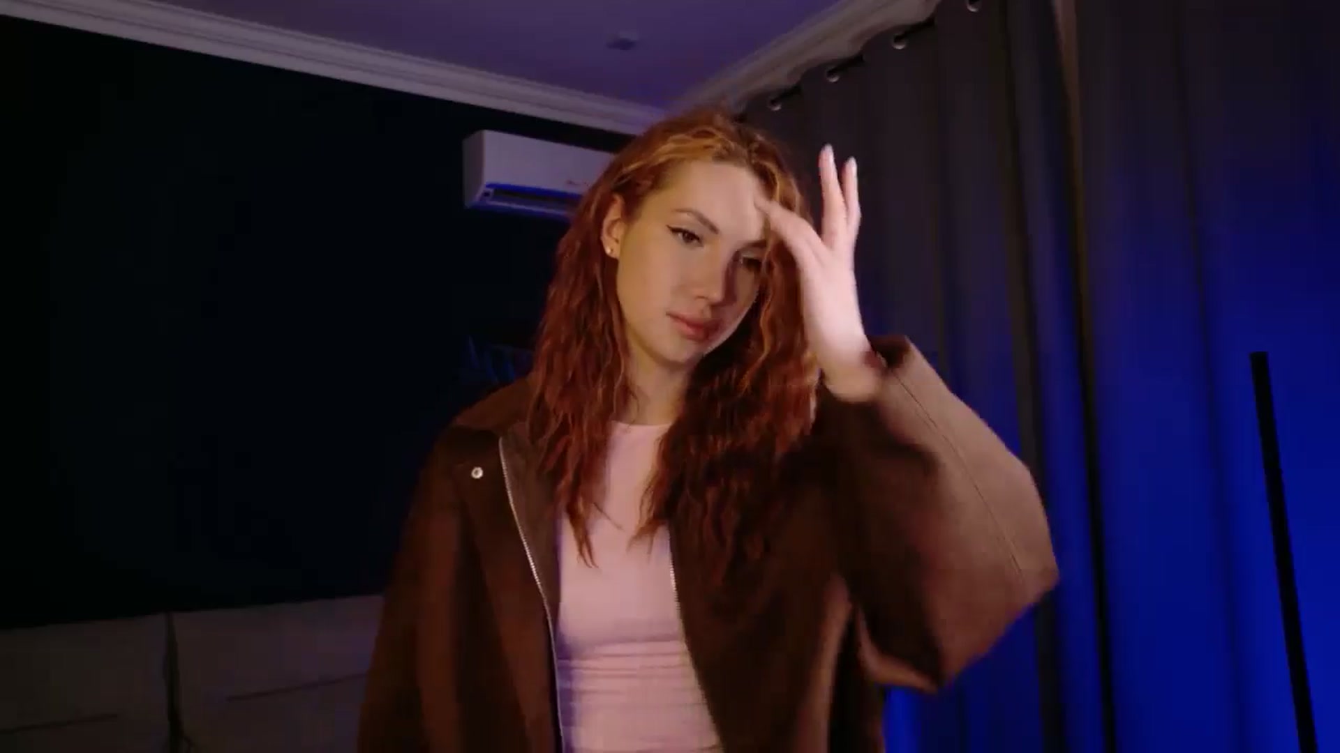 LovelyGin video thumbnail