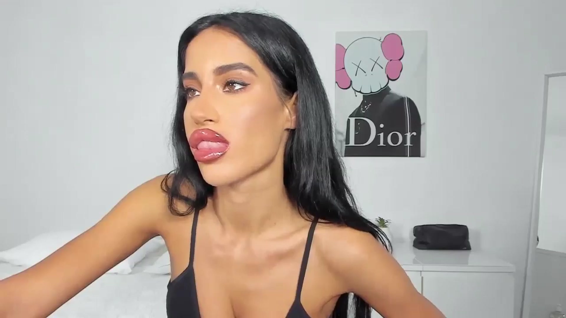 Qarinah video thumbnail